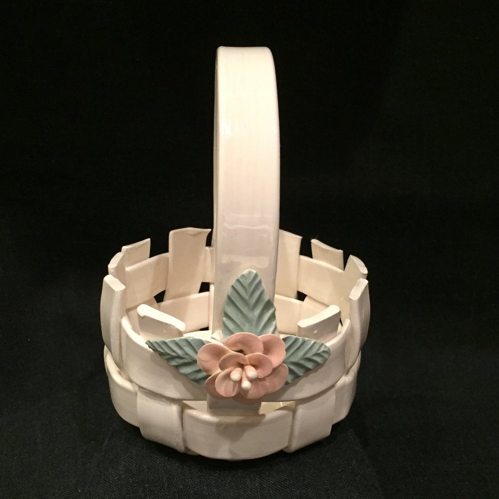 EUC Levante Ceramic Basket, Signed, Collectible, Off-Wht w/Pink Flower, 4 1/2" D
